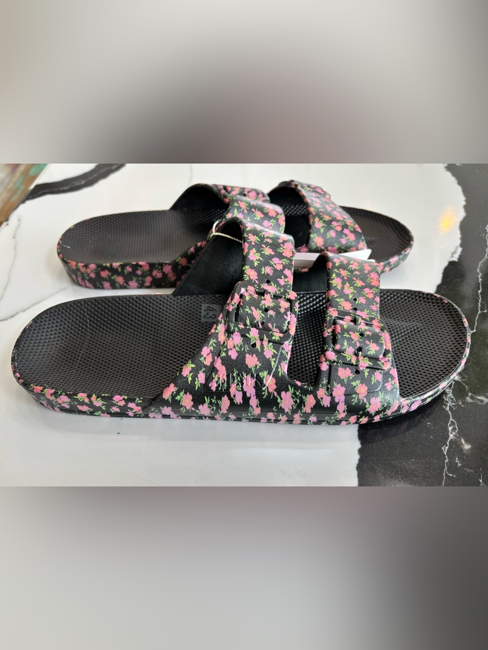 Freedom Moses Women’s Black Slide Sandals with Pink Floral Pattern